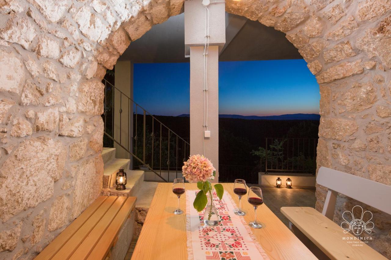 Mondinica Heritage House - Heated Pool Dobrinj エクステリア 写真